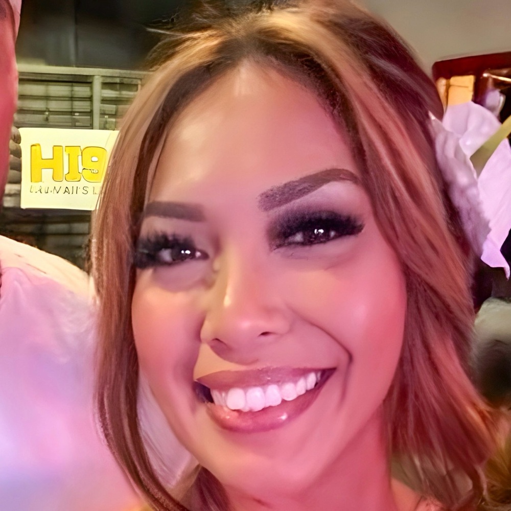 Meet your Posher, Ihilani